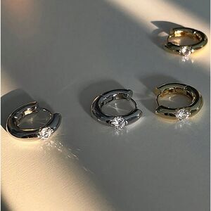 Diamond hoop earrings M1089